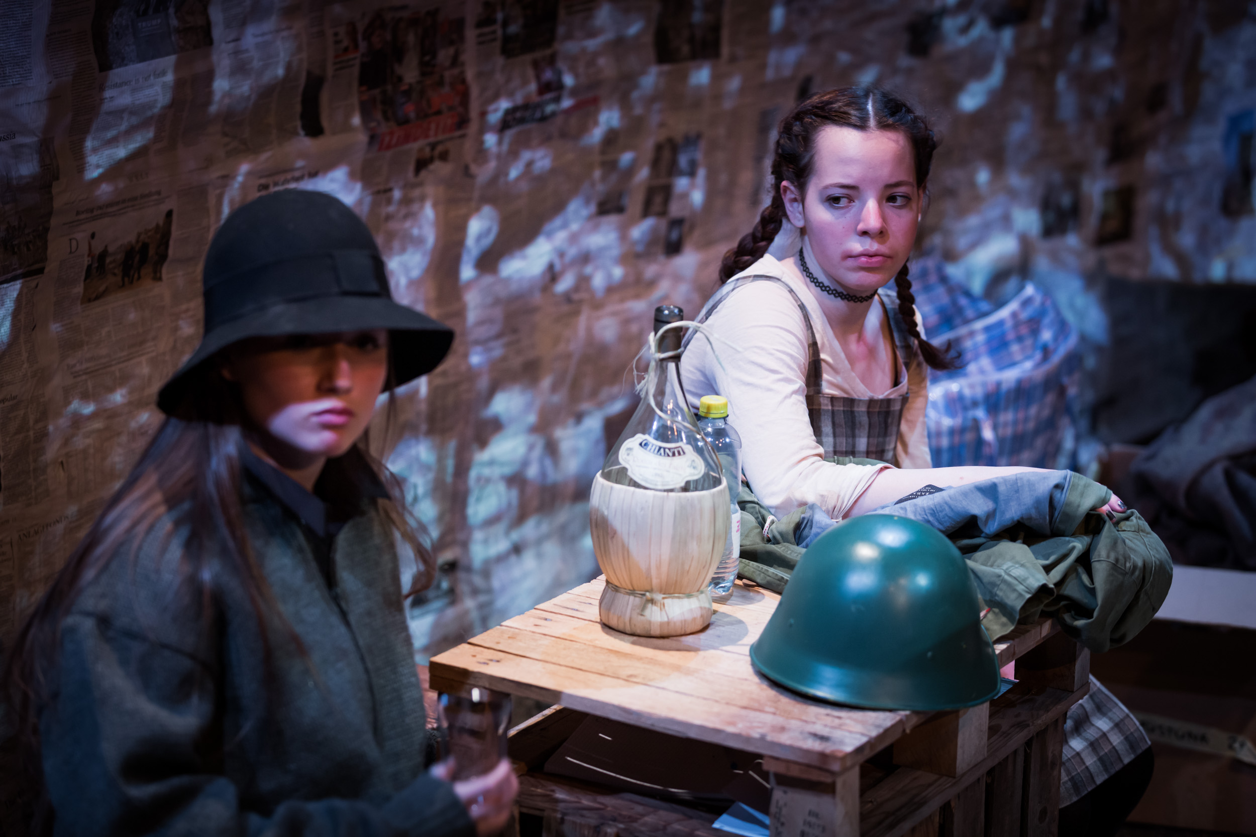 Shakerpeare Company Lyceum Mother Courage BHP-5610 Shakerpeare Company Lyceum Mother Courage BHP-5610