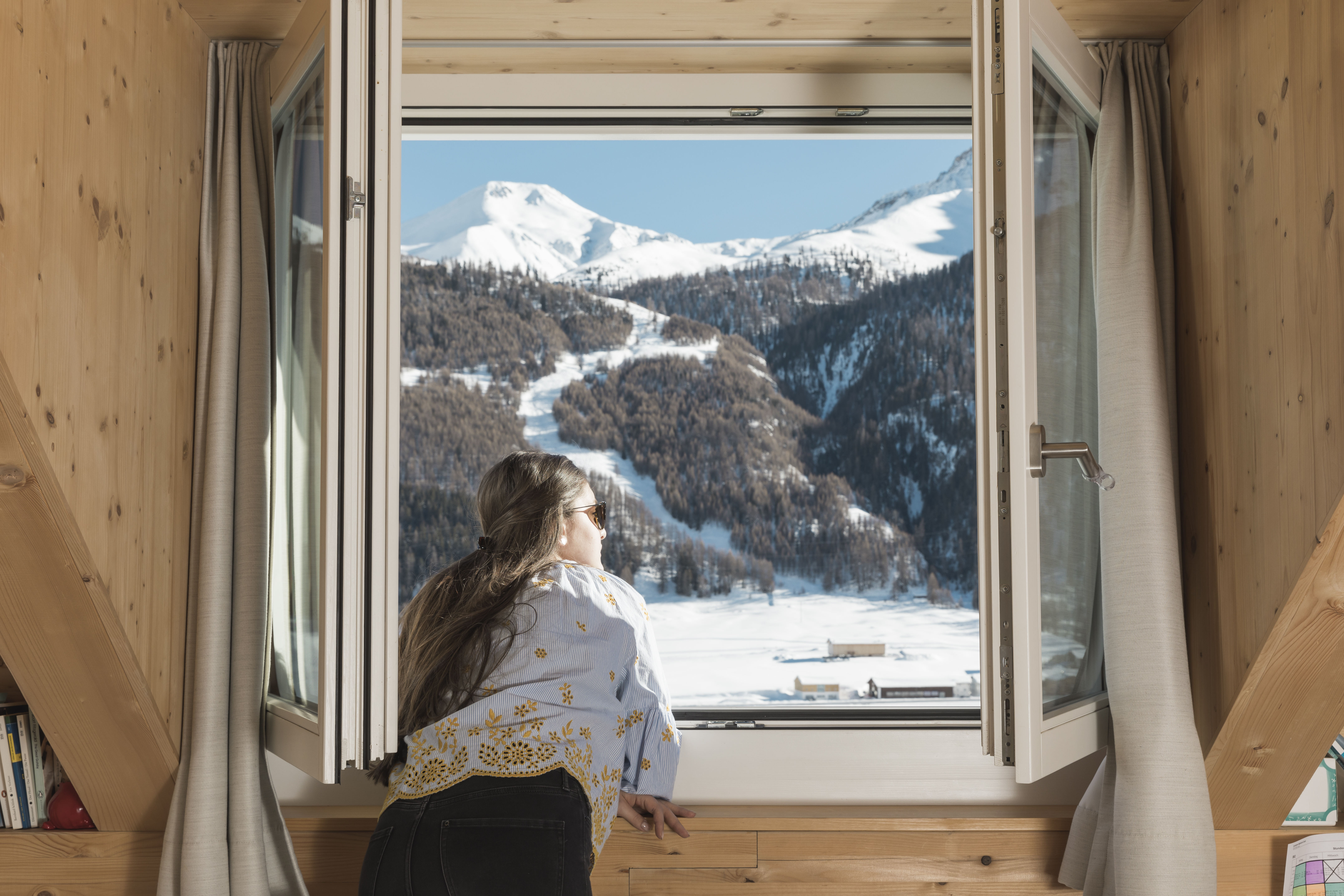 Chesa Urezza School View BHP-8324