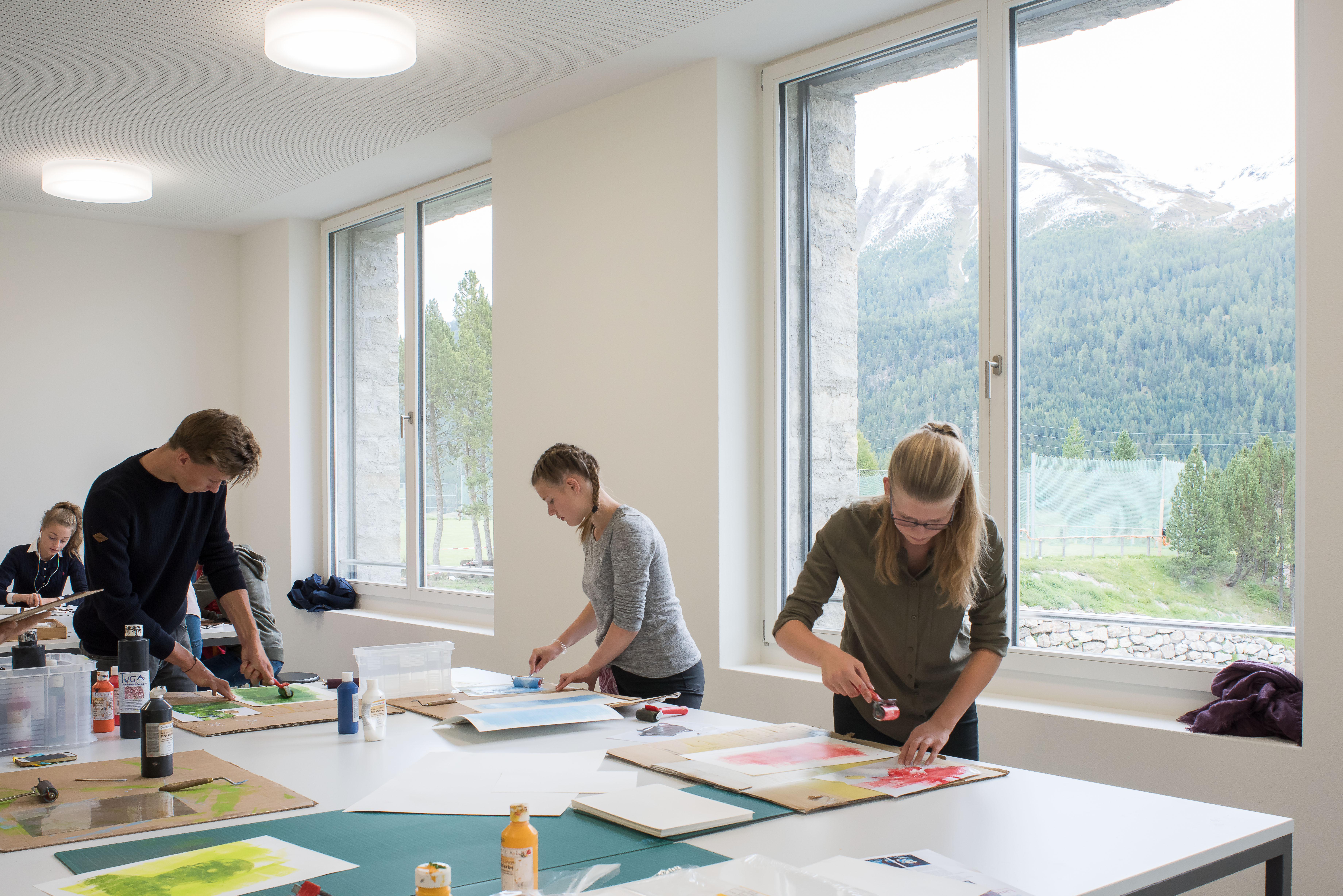 Chesa Urezza Boarding School Class Room DSC_7267_lauraegger