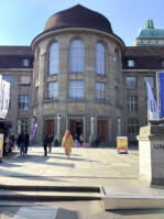 University News Entrance uni_entrance_Blog1_1